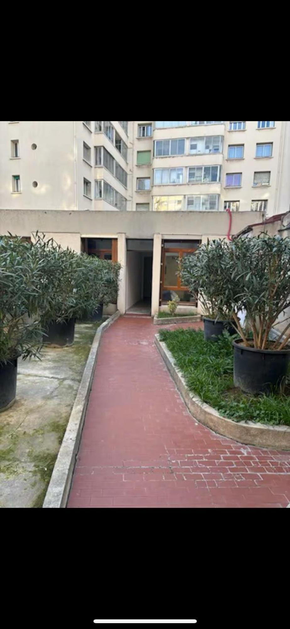 Modern Near Stade Velodrome Metro Station